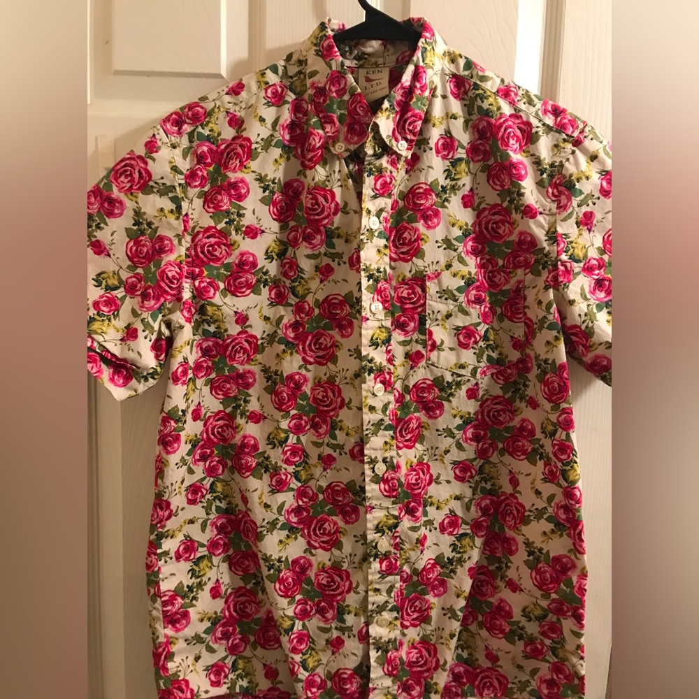Mens button up shirt size small